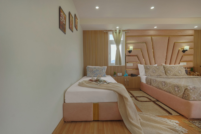 Room 4, Alaya Stay Ridgeview Retreat Petfriendly, Shimla