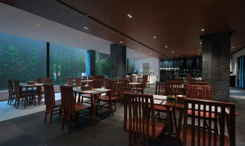 Restaurant 5, Heart Retret Seasons Village, Foshan