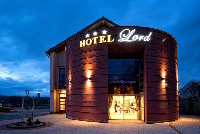 Exterior & Views 2, Hotel Lord Krosno, Krosno City