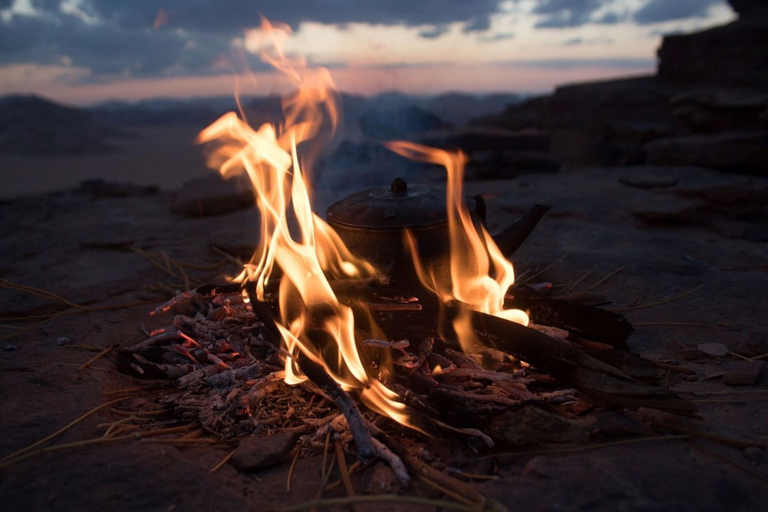 Fireplace, Calm Desert Camp, Quaira