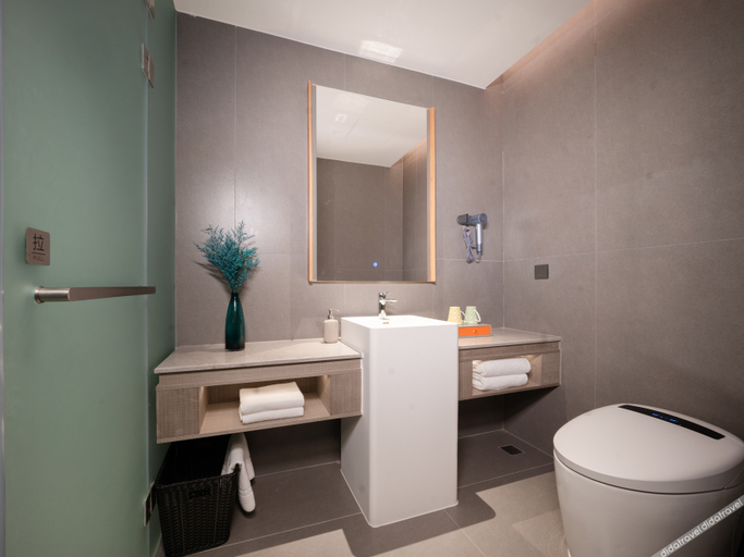 Bathroom 4, Pagoda Design Hotel Hangzhou Zijingang - Near Zhejiang University and Xixi National Wetland Area, Hangzhou