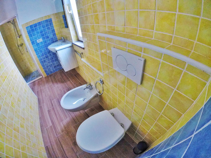 Bathroom 5, Aramoni B&B, Vibo Valentia