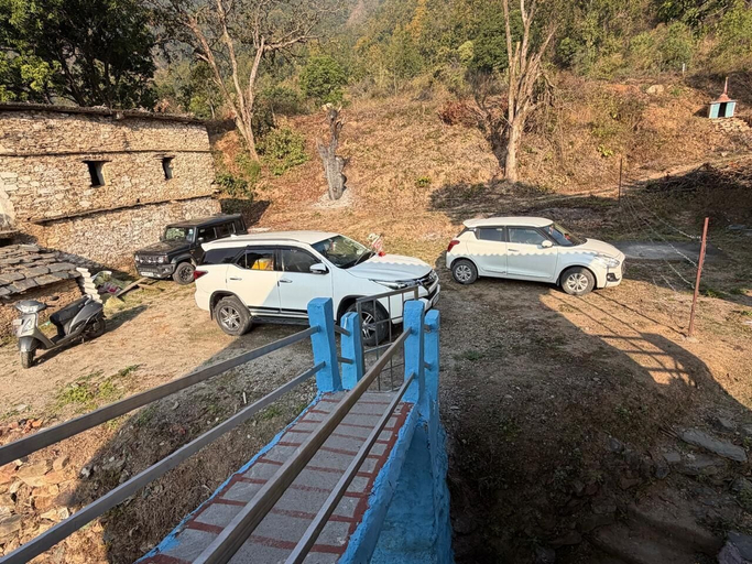 Property grounds 4, Nature Valley, Almora