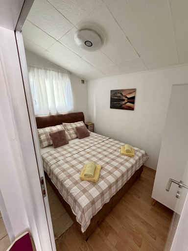 Room 5, Apartment Didovi Dvori 1 With Jacuzzi, Ražanac
