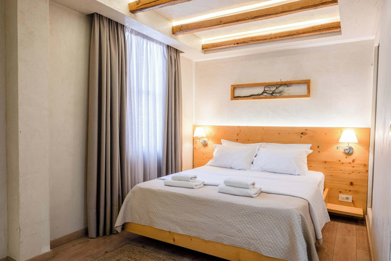 Room 5, Panellinion Beachfront Getaway Balcony Cityview, Peloponnese