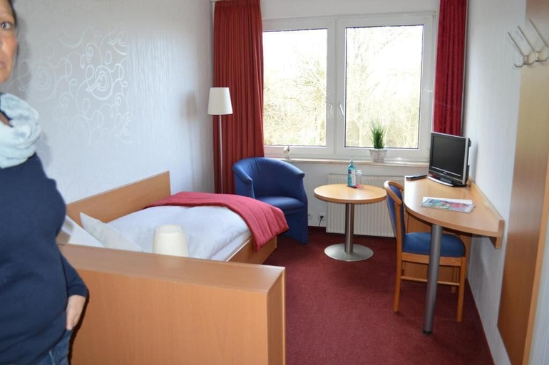 Bedroom 4, Kirchspielkrug Landhotel und Restaurant, Nordfriesland