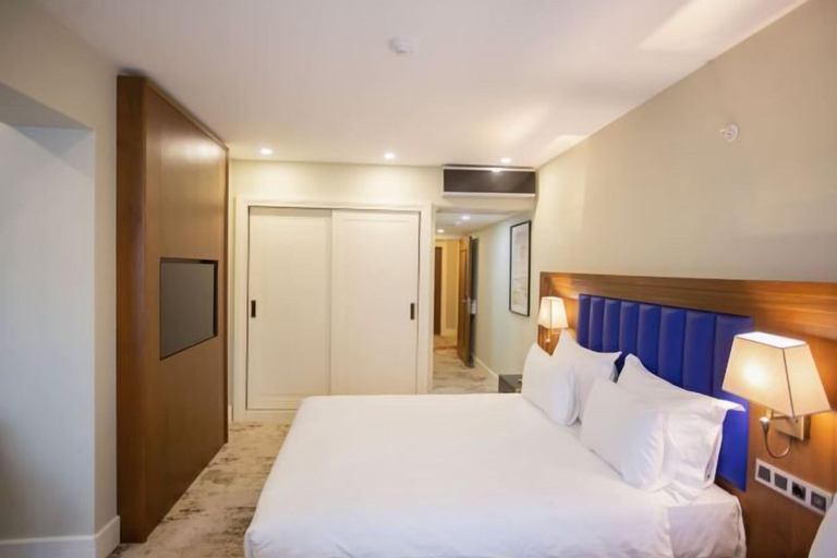 Bedroom 4, Ramada Plaza by Wyndham Istanbul Sultanahmet, Fatih