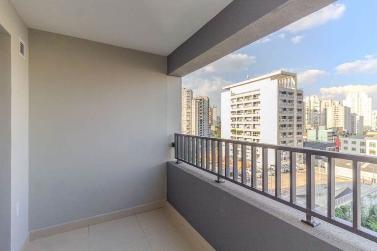 Room 4, Studio com Varanda a 650m do Metr - Vila Mariana, São Paulo