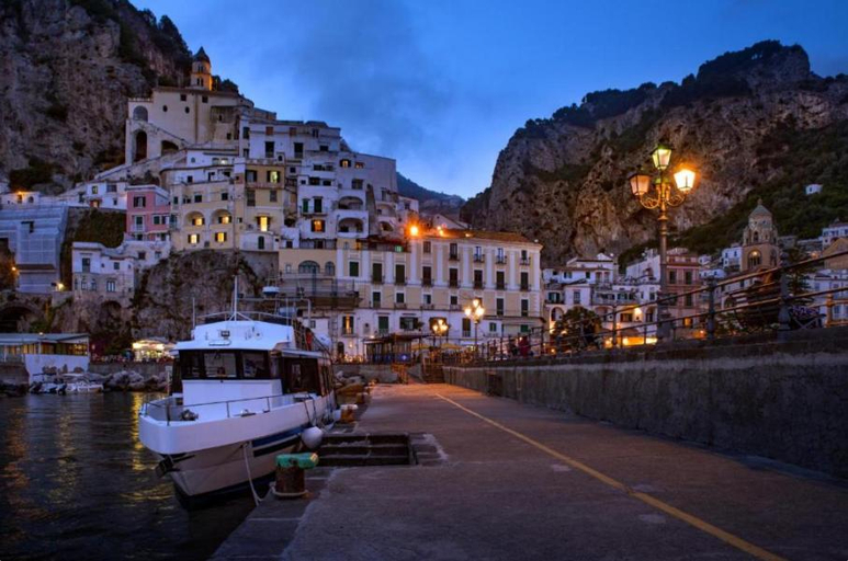 3, Amalfi Gallery Room & Suite, Salerno