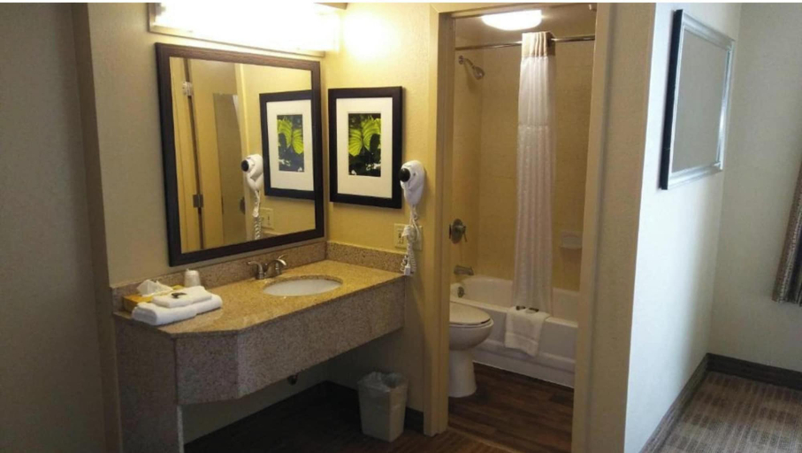 Bathroom 4, Studio 6 Suites Jacksonville Deerwood Park FL, Duval