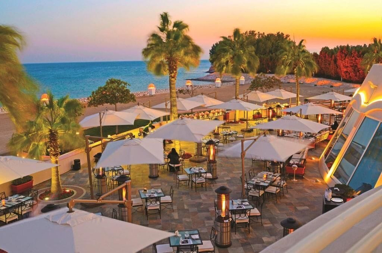 Outdoor dining, Sunset Beach Resort For Entertainment, Al Khobar