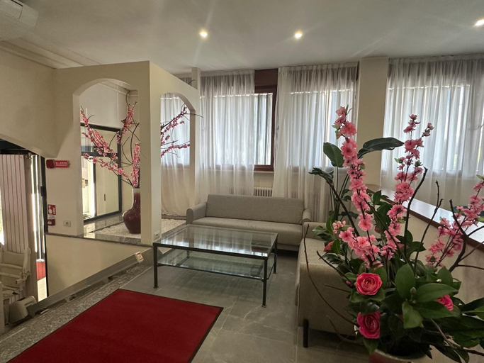 Interior, Hotel Nova, Varese