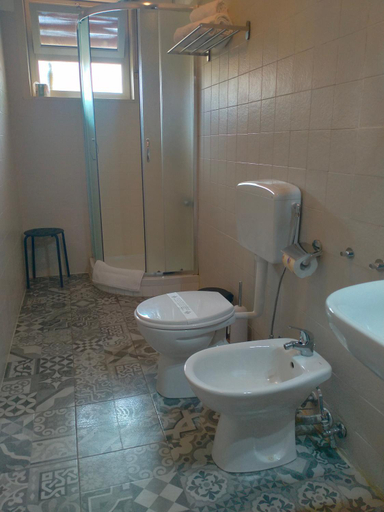 Bathroom 2, Sicule B&B, Catania