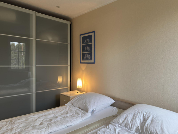 Bedroom 2, Holiday Bungalow Dornumersiel Terrace, Aurich