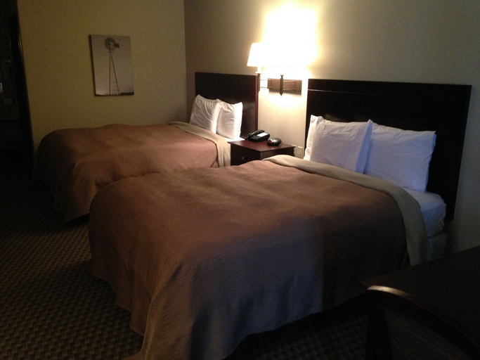 Room 4, Logan Creek Inn, Cedar