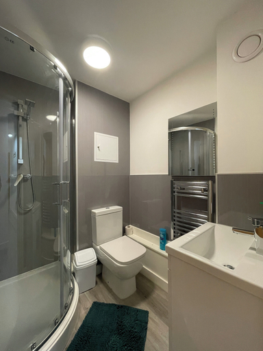 Bathroom, Downtown Sheffield Retreat, Sheffield