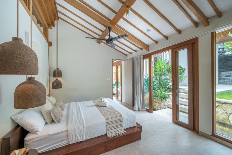 Others 5, Villa Pande - 3BR with Lagoon Pool & Sauna Retreat, Badung
