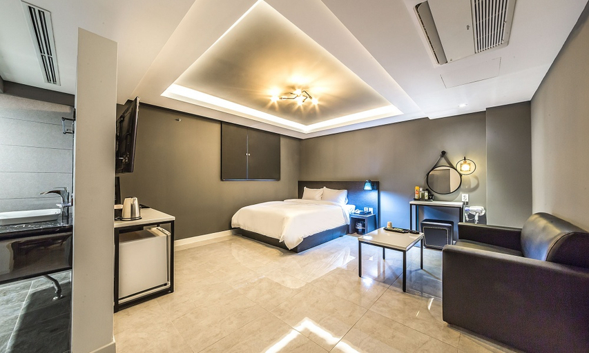 Bedroom 3, Chuncheon Hotel View, Chuncheon