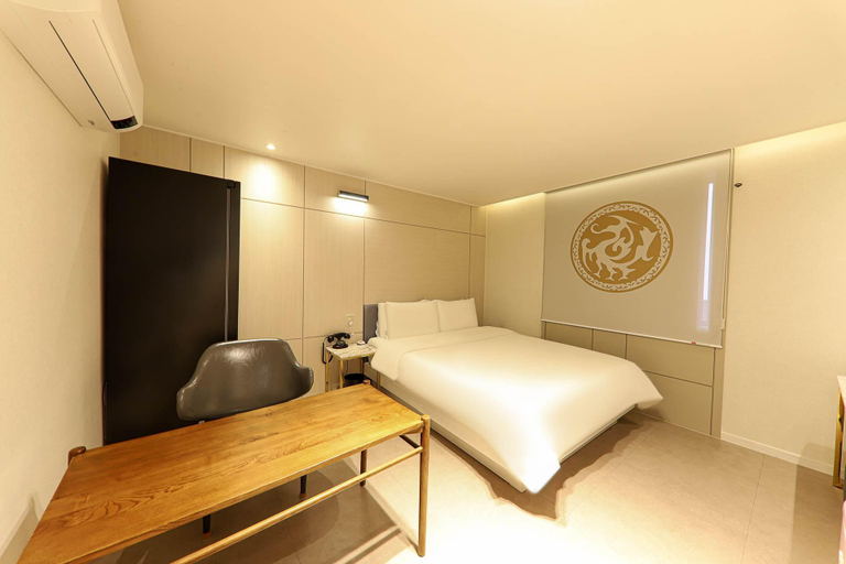 Bedroom 3, Changwon Myeongseodong Hotel Goguryeo, Changwon