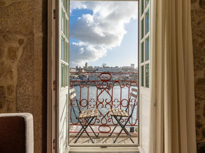 Balcony/terrace 5, Charming riverview apartment in Porto, Porto