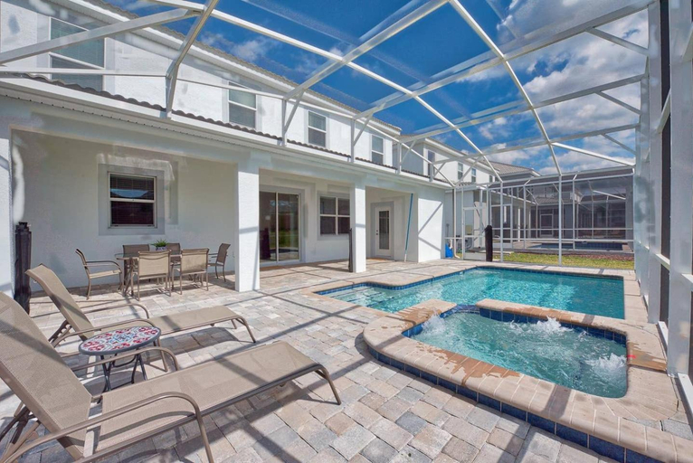 Sport & Beauty 5, 6 bedrooms home at Champions Gate, Osceola