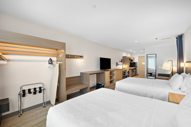 Room 5, Home2 Suites by Hilton Ontario Airport, San Bernardino