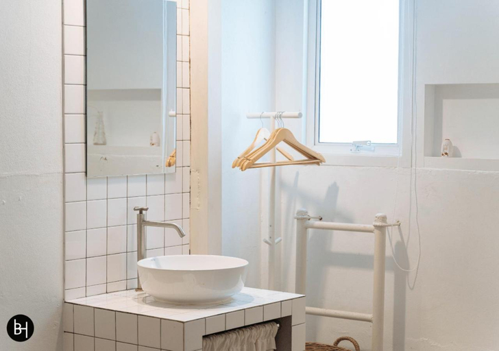 Bathroom 2, Baan650 Hostel, Hat Yai