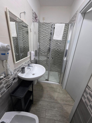 Bathroom 2, B&B Benvenuti al Sud, Crotone