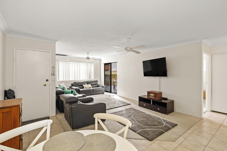 Living area 4, Burleigh Coastal Haven - Kingston 4, Gold Coast