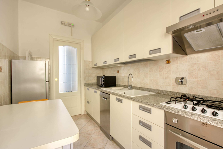 Interior 4, Italianway - Pontetto 8, Genova