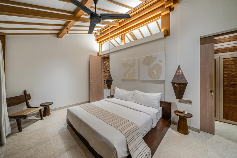 Others 3, Villa Pande - 3BR with Lagoon Pool & Sauna Retreat, Badung