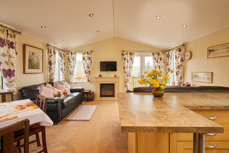 Room 4, Host Stay - The Lodge High House, North Yorkshire