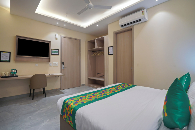 Room 5, Treebo Premium Indus Crown, Gautam Buddha Nagar