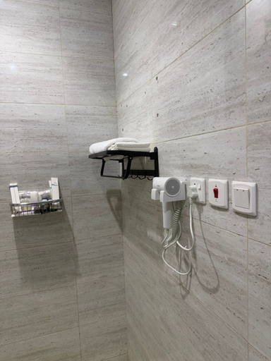 Bathroom 4, asas rise, Riyadh