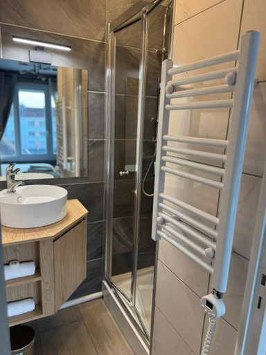 Bathroom, Chambres Dancourt, Vosges