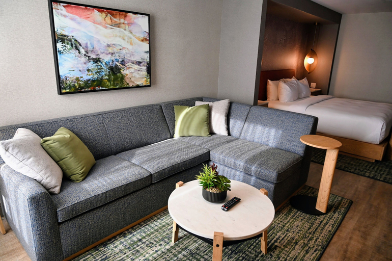 Room 5, The Mindaro, part of JdV by Hyatt, Multnomah