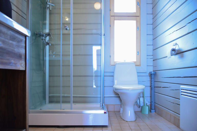 Bathroom 4, Lentiira Holiday Village, Kainuu