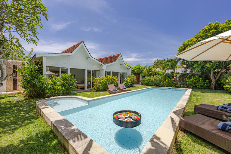 Sport & Beauty 5, Villa Mitsouko by Optimum Bali Villas - 3 min ride to beach, Badung