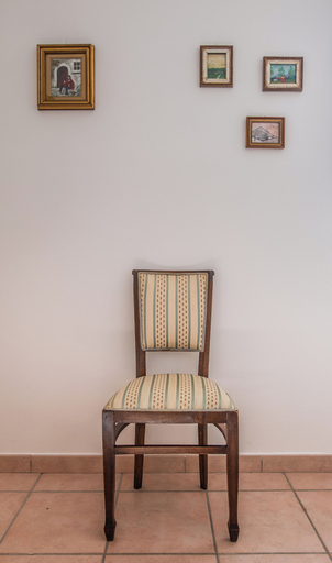 Others 4, Casa Simone, Avellino
