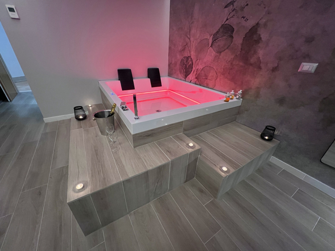Bathroom 4, Pegasus Hotel, Sassari