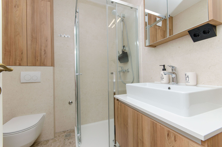 Bathroom 2, Apartment Beachfront Daria, Split