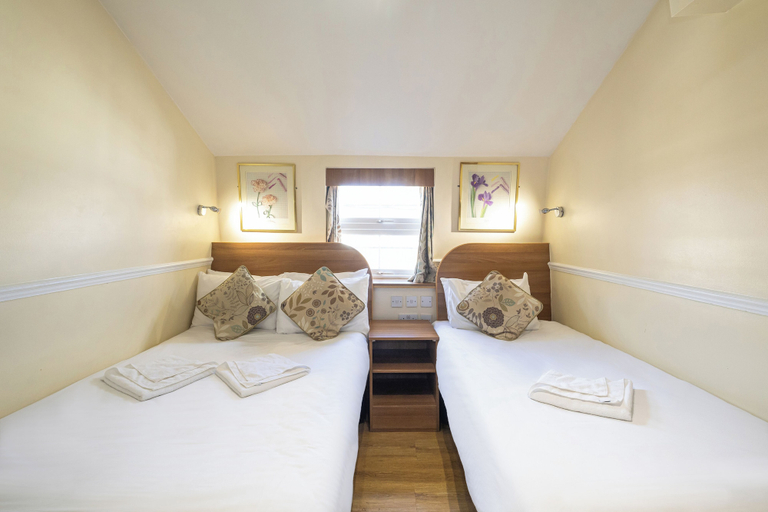 Bedroom 3, Linden House Hotel, London
