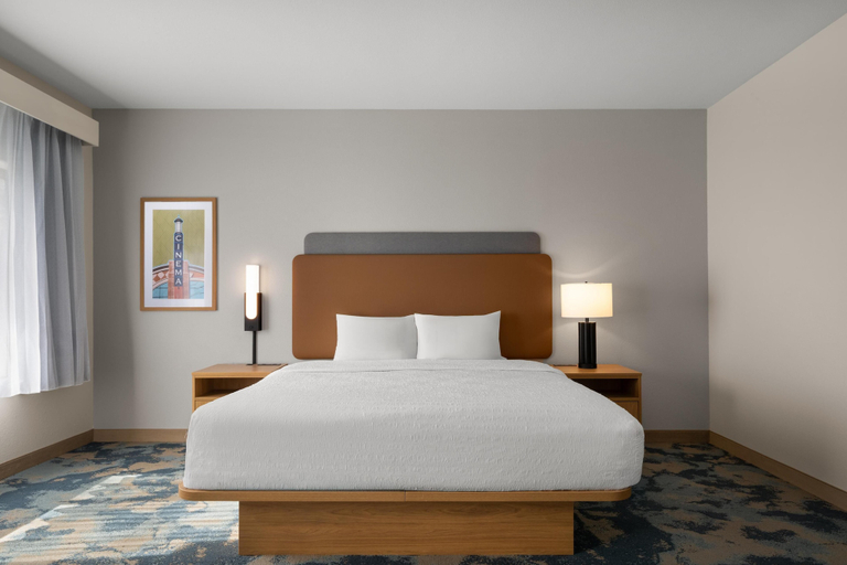 Bedroom 3, Hampton Inn & Suites Ontario, San Bernardino