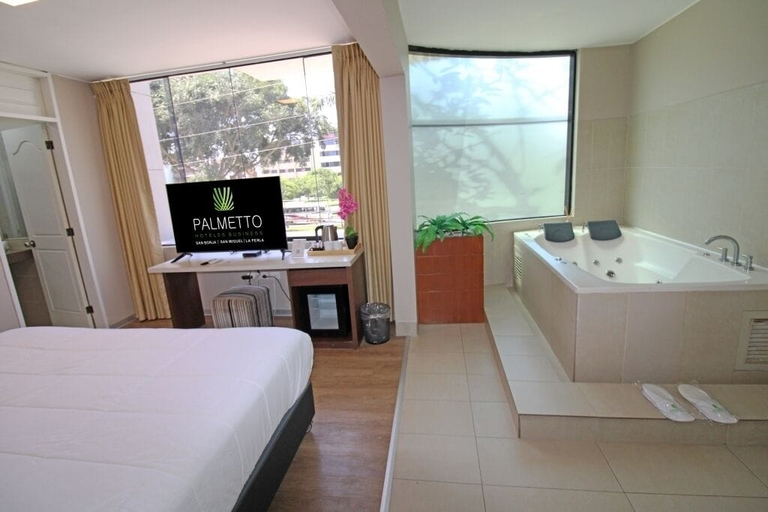 Bathroom 5, Palmetto Hotel Business La Perla, Callao