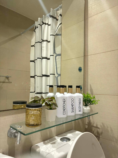 Bathroom, Staycation Diaries at Azure Residences, Parañaque