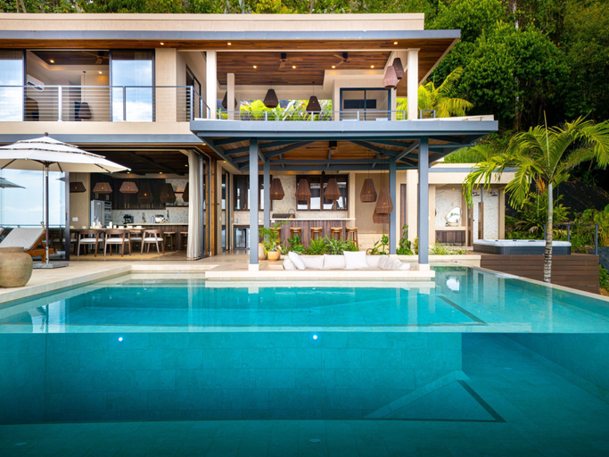 Room 3, Riverstone Elevated Living Near Beach Town, Aguirre