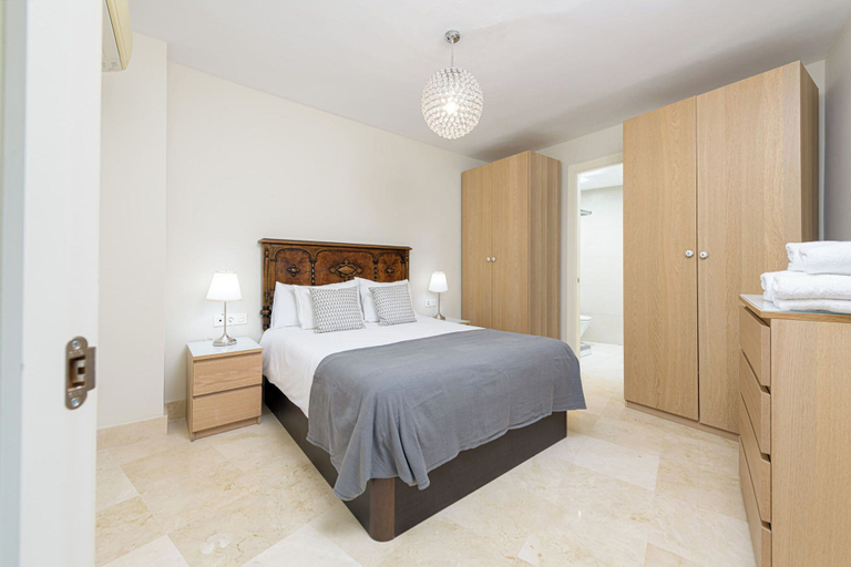 Bedroom 2, Solaga - Maestranza, Málaga