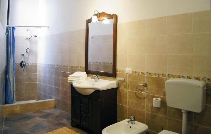 Bathroom 3, I Dammusi di Punta karace Pantelleria, Trapani