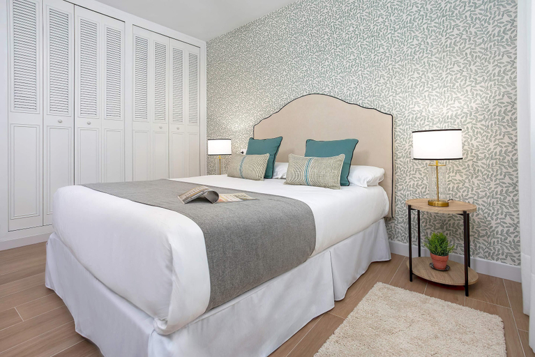 Room 2, Luxury Apartment in Cordoba Center. Plaza Doblas, Córdoba