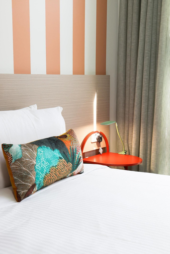 Bedroom 4, Nightcap at the Cavenagh, Darwin